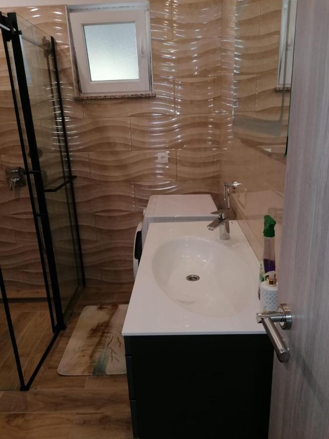 Apartmani Valerija I Joso Bibinje Bagian luar foto