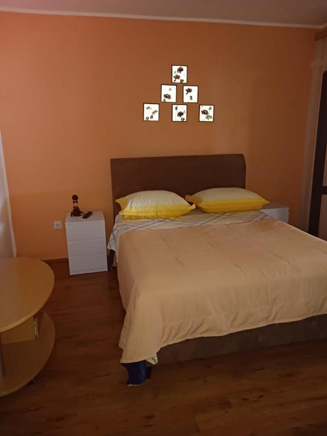 Apartmani Valerija I Joso Bibinje Ruang foto