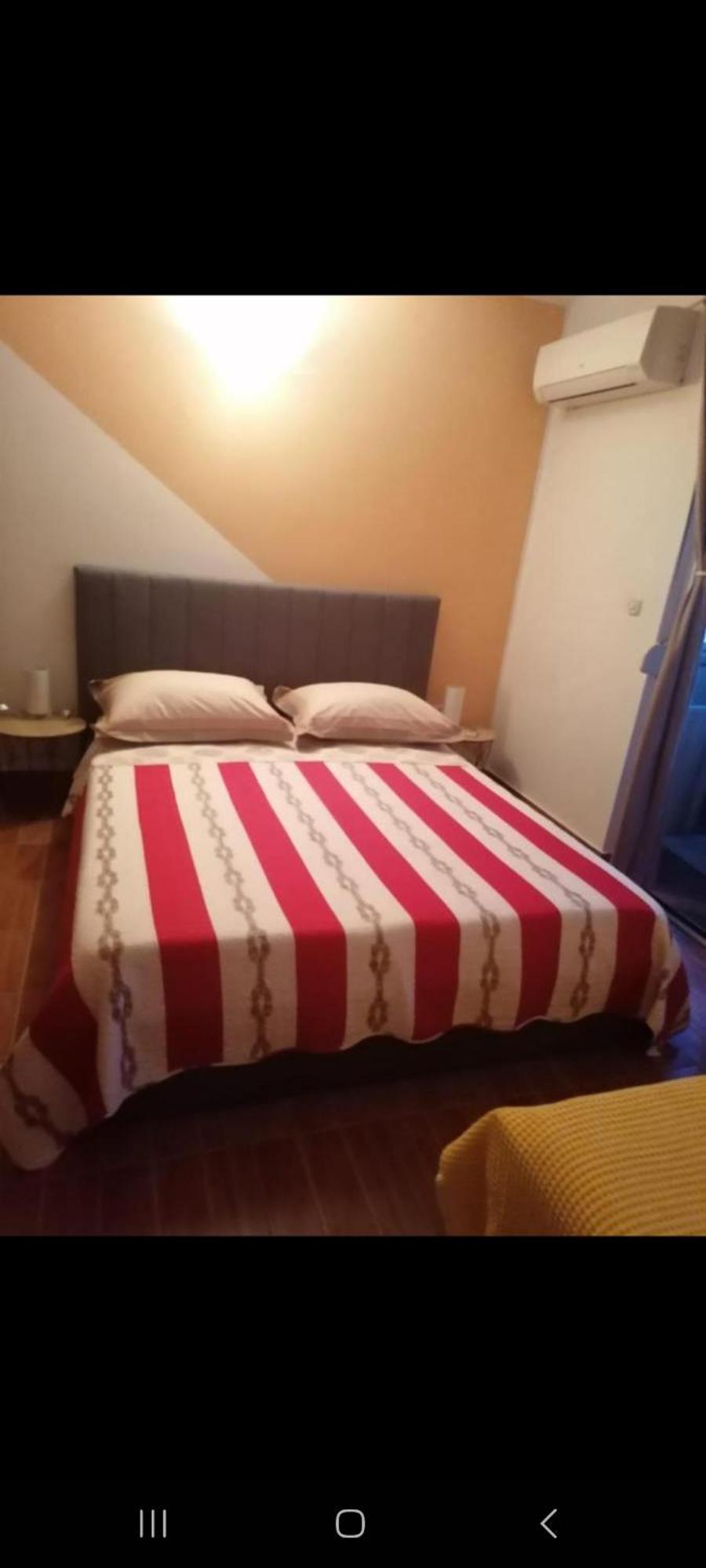 Apartmani Valerija I Joso Bibinje Ruang foto