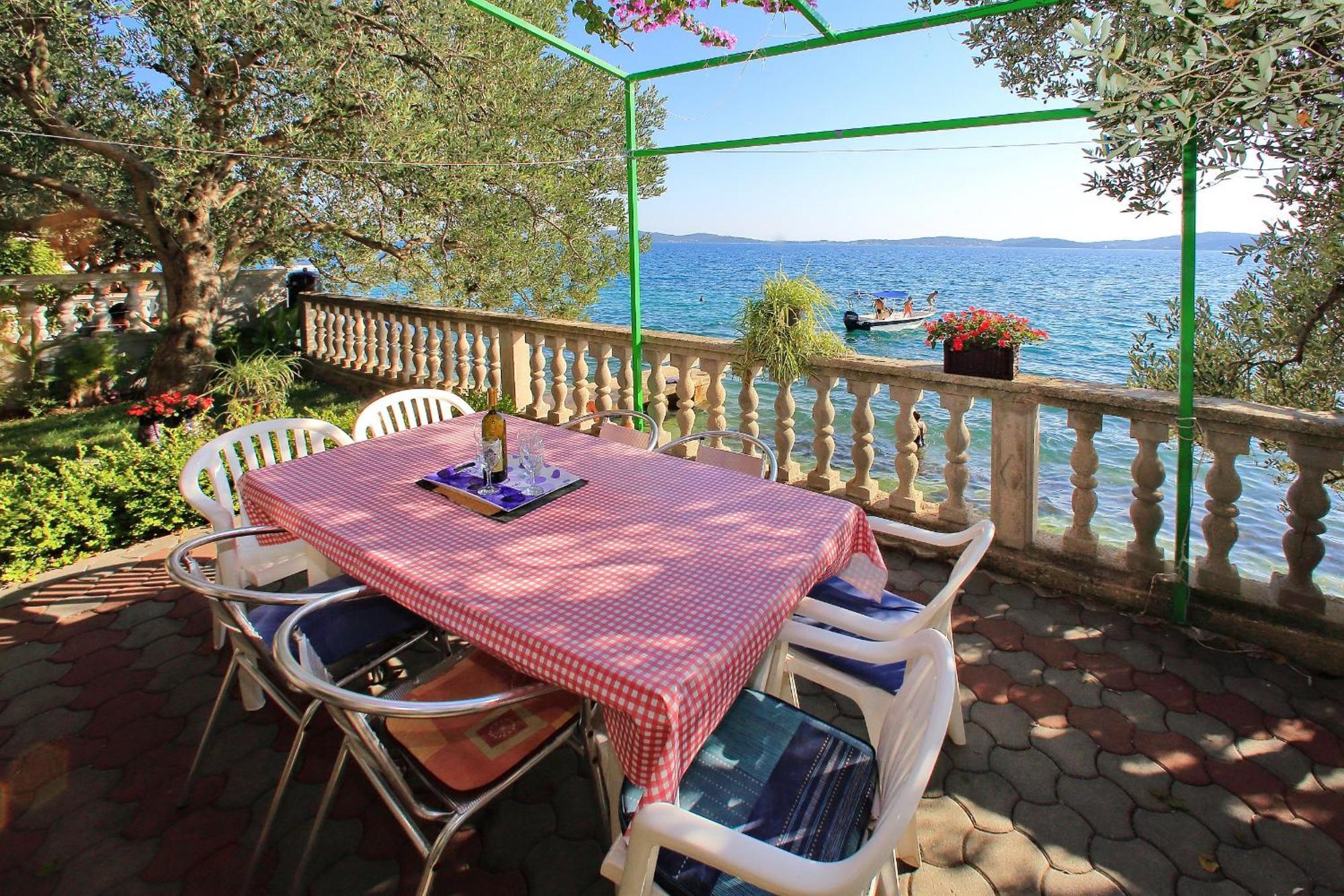Apartmani Valerija I Joso Bibinje Bagian luar foto